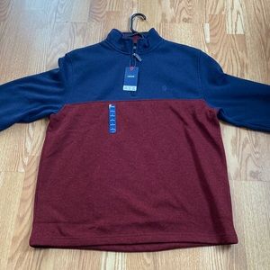 Navy blue and red izod fleece, machine washable never worn , Size large